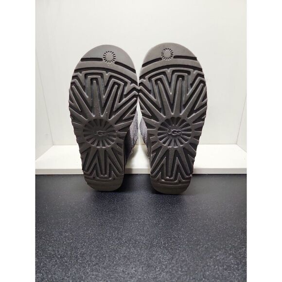 UGG Australia Classic Short Sparkle Zip Boots Size 5 - Picture 5 of 7